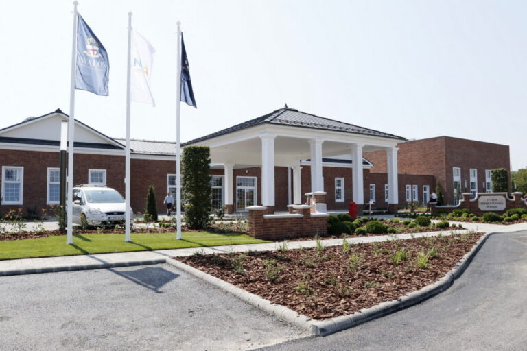 Avalon-School-1024×676 Avalon School Eco Fiber makroszál